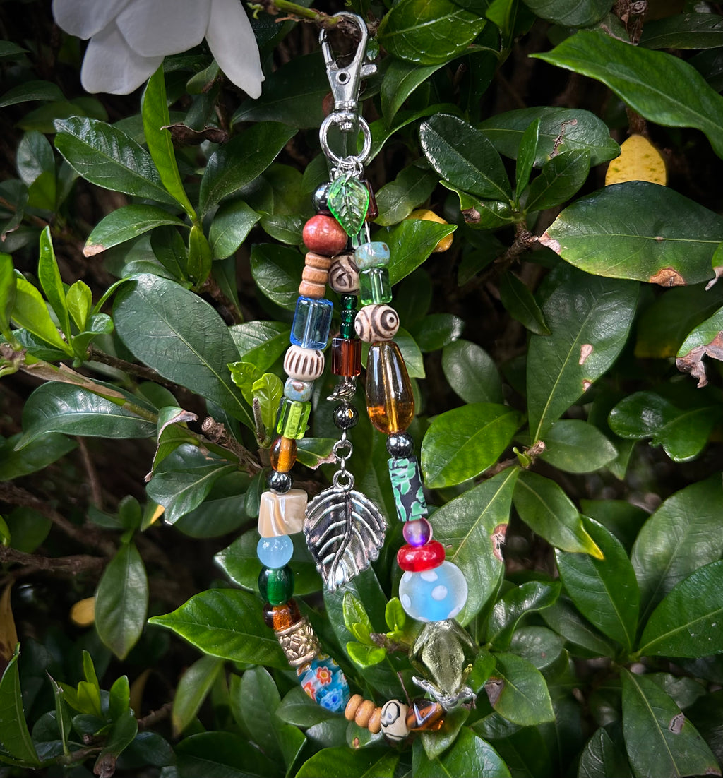 ivy keychain ☾𖤓⋆✴︎˚｡⋆