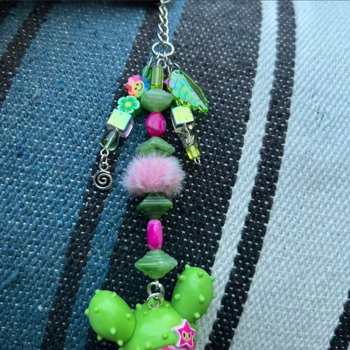 sandy keychain 🌵⋆✴︎˚｡⋆